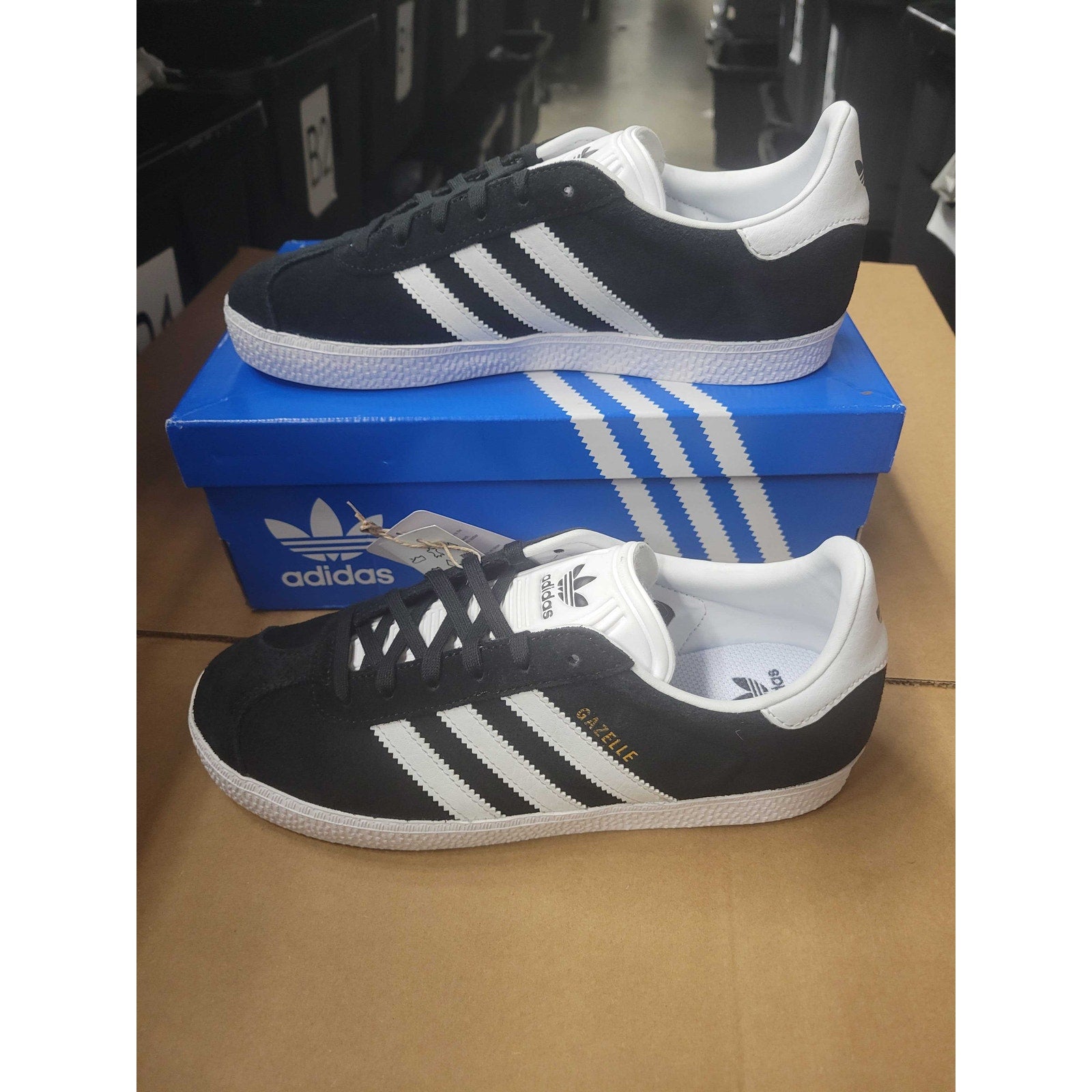 Adidas Originals Gazelle Black/White/Gold Big Kid
